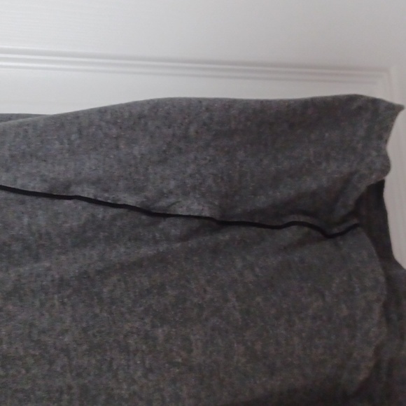 💙🌺Adidas Men's Gray T-Shirt - Picture 7 of 10